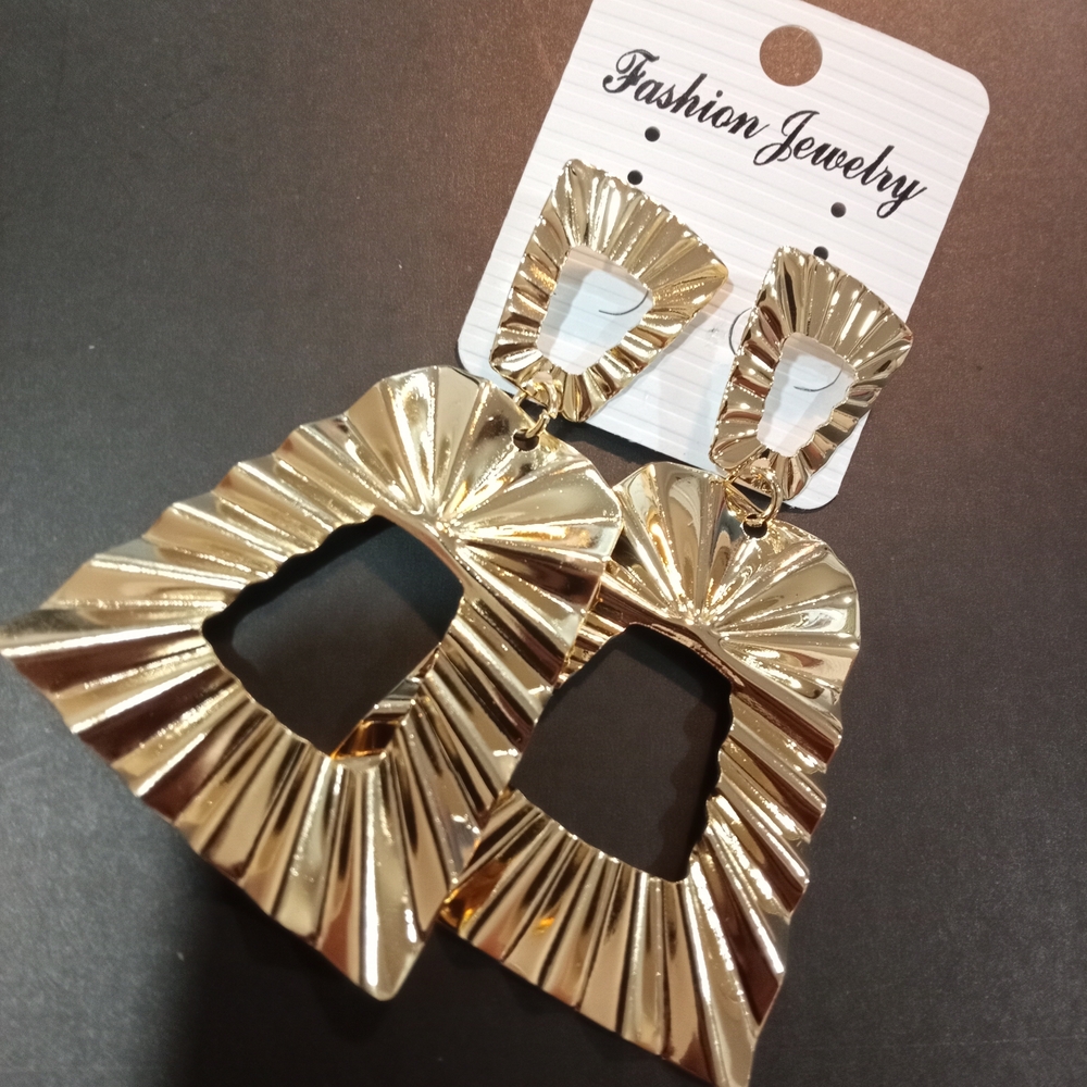 Gold Fashion Jewelry Earrings